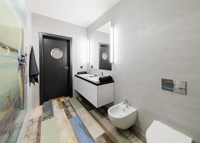 ławka I Sielawka - Dom Nad Jeziorem Z Prywatnym Pomostem * Tomaszkowo